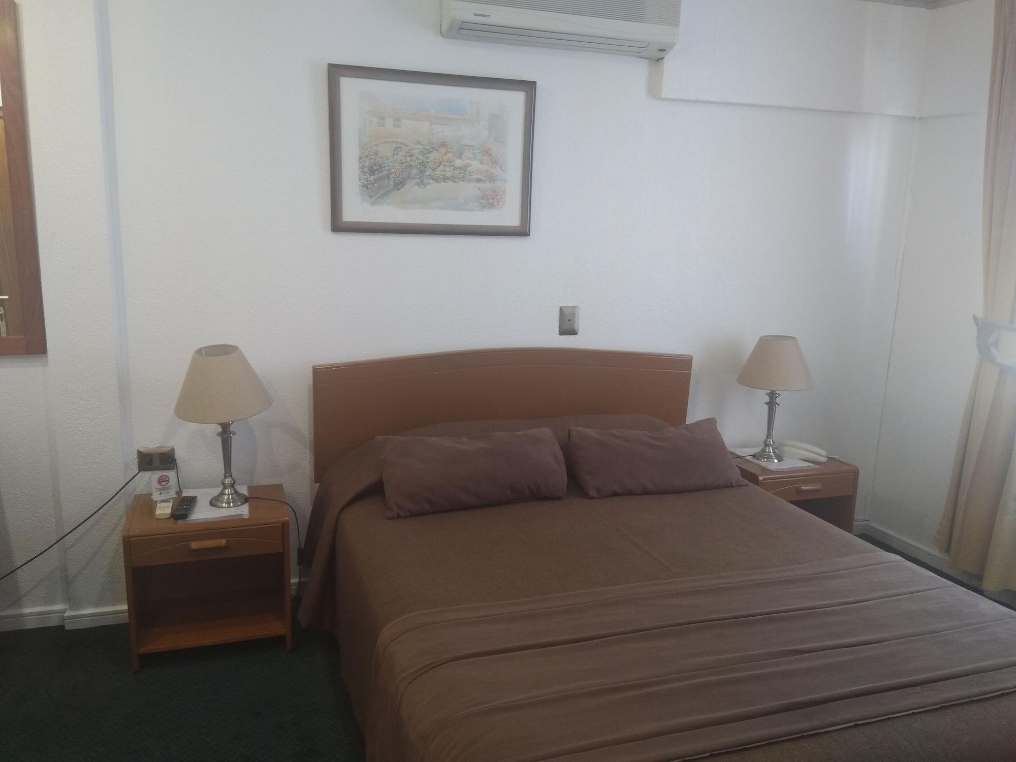 Hotel Maria Angola Santiago Buitenkant foto