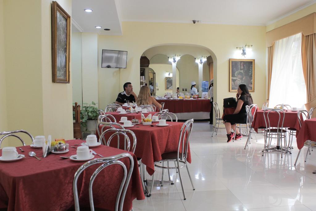 Hotel Maria Angola Santiago Buitenkant foto